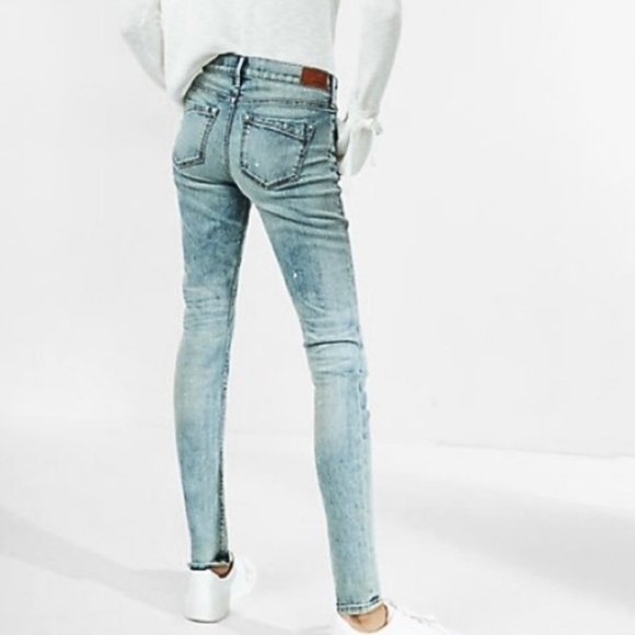Eco-Friendly Mid-Rise Light Wash Skinny Jeans with Paint Splatter Detail - 00R - Picture 3 of 16